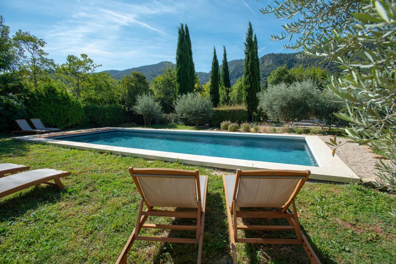 Le Champ Des Oliviers Bed & Breakfast Oppede Exterior photo
