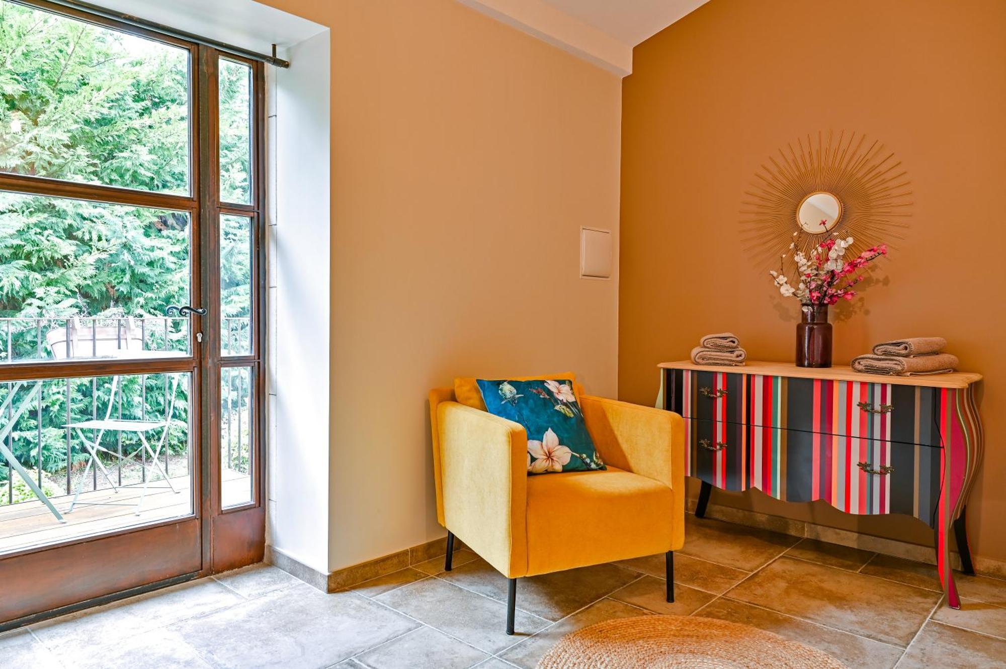 Le Champ Des Oliviers Bed & Breakfast Oppede Exterior photo